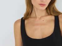 Топ с баской, Черный