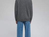 Свитер с шерстью