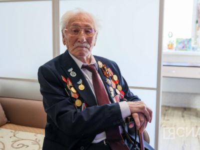 Не сломлен судьбой: 100-летний ветеран рассказал секреты долголетия и счастья