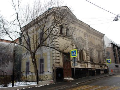 Жилой дом с палатами Ф.Н.Коробейникова–Ушаковых и залом правления "Товарищества мануфактур И.Бутикова", кон. XVII в., XVIII в., 1-я треть XIX в., 1860-е гг., 1882 г., архитектор П.П.Ершов