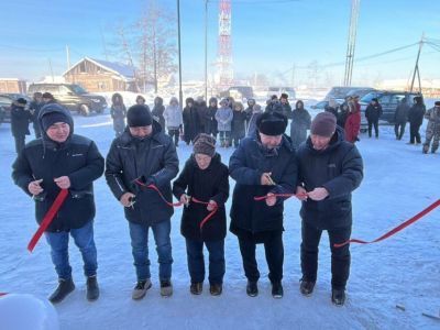 Многоквартирный дом для переселенцев из аварийного жилья ввели в якутском село Дюпся