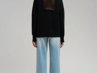 Кардиган свободного кроя с v-вырезом