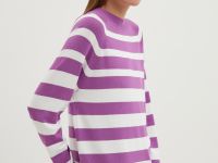 Джемпер в полоску свободного силуэта