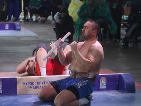 Автомобиль в подарок. Эрчим Баппагай стал абсолютным чемпионом Игр Манчаары