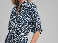 Платье-рубашка длины миди