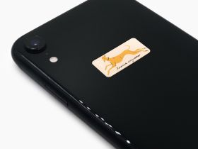 Стикер объемный "Левретка. Хочется погулять"