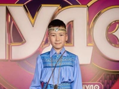 Сегодня на канале НТВ покажут шоу «Чудо» с участием юного орнитолога из Якутии