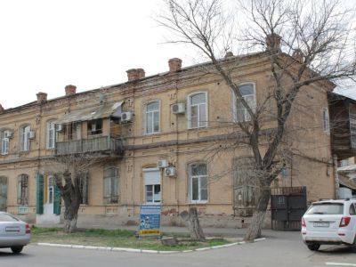 Усадьба Мизандронцева, кон.XIX в. - дом жилой с лавками (Лит. «А, а»); - дом жилой с лавками (Лит. «Б, б», «З»); - палатка (Лит. «Е»)