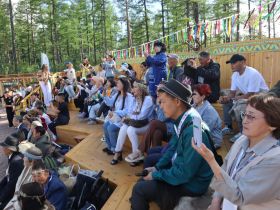 Коренные малочисленные народы открыли свое тюсюлгэ на Ысыахе Олонхо