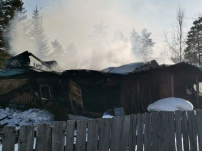 Следком Якутии проводит проверку по факту гибели семьи при пожаре