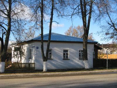 Здание, одно из первых построенных по Екатерининскому плану 1788 года