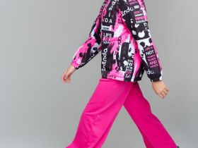 Куртка текстильная с полиуретановым покрытием для девочек (ветровка)