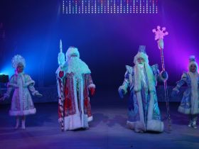 Лучших школьников чествовали на Ёлке главы Якутии