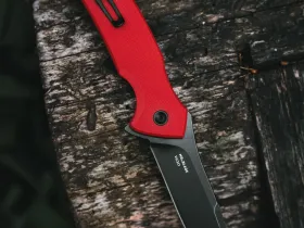 Складной нож Mr.Blade Hellcat Mini blackwash, сталь VG-10, рукоять Red G10