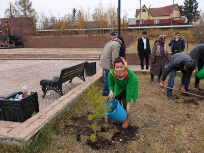 В память погибших воинов. Жители Нюрбинского района Якутии высадили «Лес Победы»