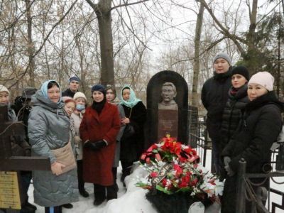 В честь 145-летия со дня рождения Алексея Кулаковского якутяне почтили его память