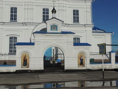 Ограда с воротами