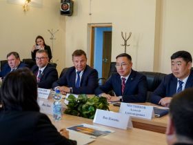 На форуме «Амурэкспо» прошла встреча делегаций «ЖДЯ» и округа Большой Хинган КНР