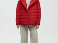 Утепленная куртка с капюшоном и рукавом реглан