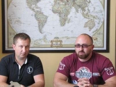 Украинская сборная отправилась на чемпионат мира по мас-рестлингу (видео)