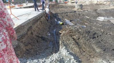 Главный инженер организации, занятой на ремонте проспекта Ленина в городе Якутске, предстанет перед судом по обвинению в нарушении правил безопасности строительных работ, повлекшем травмирование ребенка