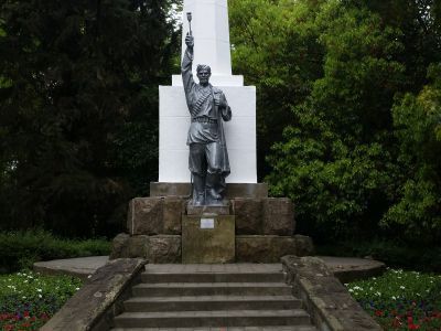 Памятный знак партизанам, погибшим за власть Советов в годы гражданской войны