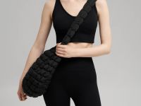 Спортивный топ из трикотажа с антибактериальной пропиткой