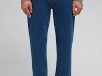 Джинсы прямого кроя