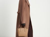 Пальто oversize силуэта с шерстью