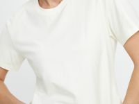 Футболка приталенного силуэта