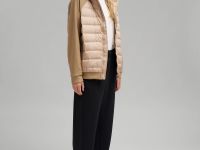Стеганая куртка с наполнителем из натурального пух