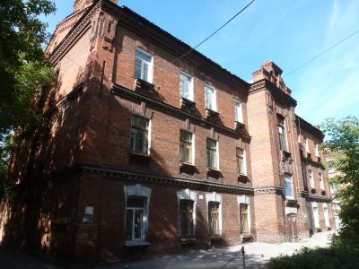 Дом жилой для 12 младших бессемейных офицеров