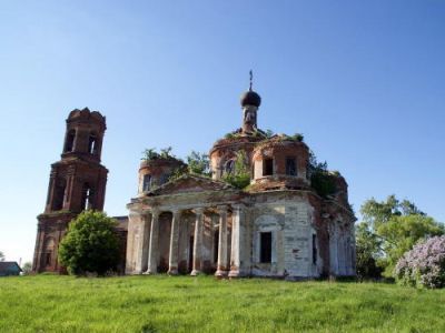 Воскресенская церковь с живописью п.п. XIX в.