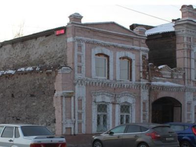 Флигель