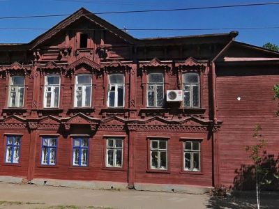 Дом жилой с лавкой