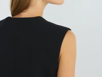 Укороченный жилет, Черный