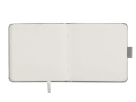 Скетчбук Гамма "Студия" 12х12 см 100 л 110 г, серебро, твердая обложка, на резинке, слоновая кость