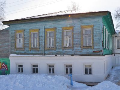 Дом каменный (бывший купеческий)