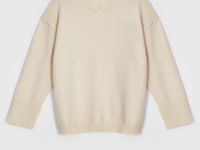 Джемпер с v-образной горловиной и широкими рукавам