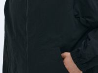 Ветровка с капюшоном, Черный