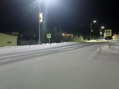 В Мирнинском районе на пешеходном переходе сбили двух школьниц