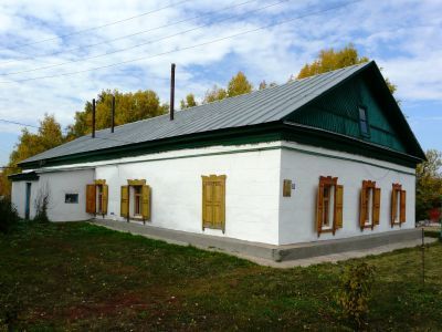 Флигель