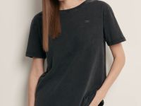 Футболка свободного силуэта из мягкого хлопка