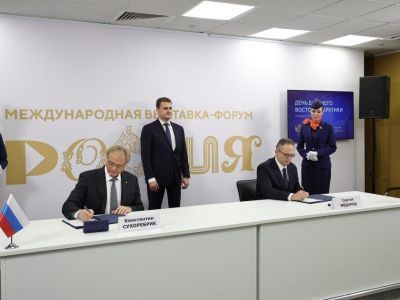 «Аврора» и Уральский завод гражданской авиации договорились о поставке самолетов на Дальний Восток