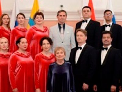 Нам дороги эти позабыть нельзя...