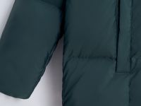 Пуховик с капюшоном и воротником-стойкой