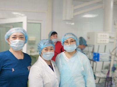 Якутский онкодиспансер посетила общественный куратор Людмила Николаева