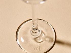 Рюмка на ножке Light wave