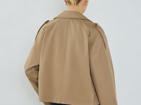 Укороченный плащ, Бежевый