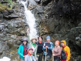 «В горах Семи Хребтов. Водопады хребта Сэттэ Дабан»